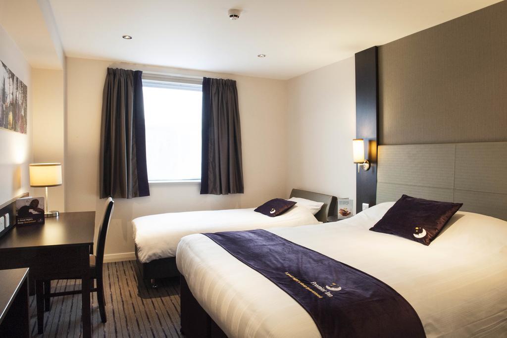 Premier Inn Harlow Habitación foto
